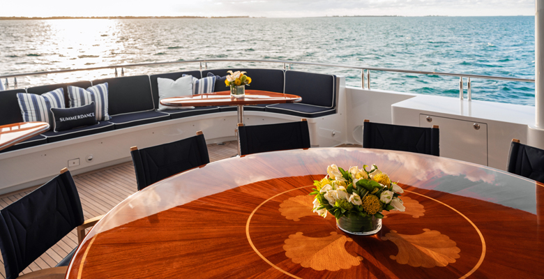 yacht Summerdance alfresco table