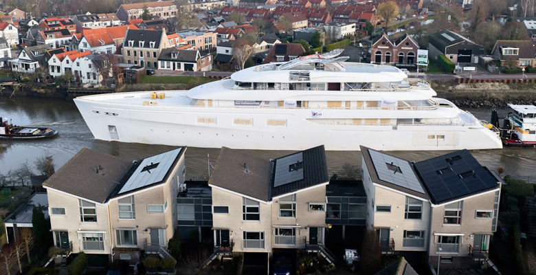 Feadship yacht Project 829
