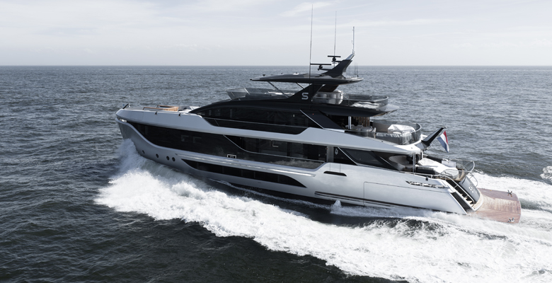 Van der Valk Shipyard yacht Shine sea trials
